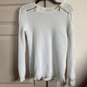 White knitted sweater